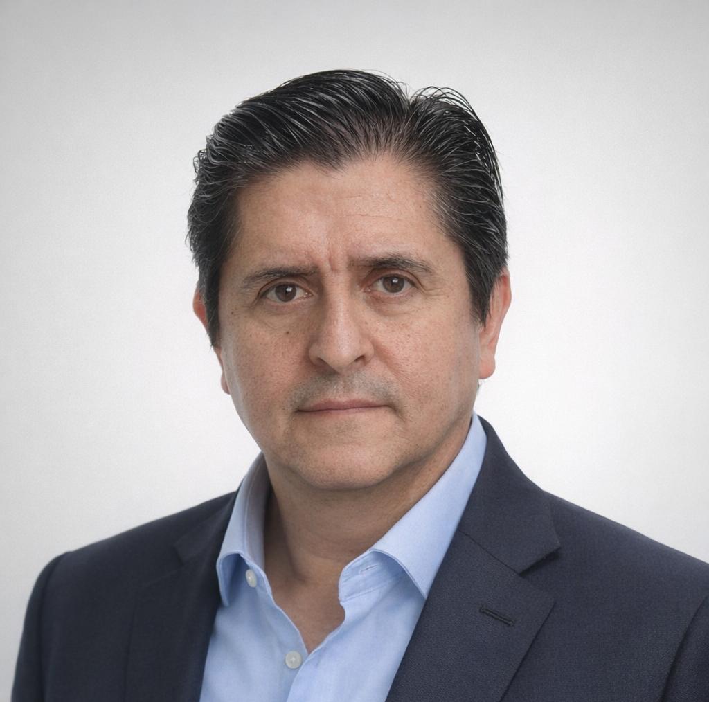 Edgardo Fernandez Consultor en estrategias de marketing digital y soluciones con IA